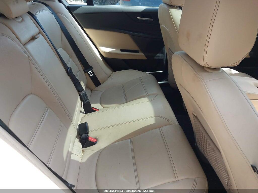 SAJAK4BV9HA974212 2017 JAGUAR XE photo no. 8