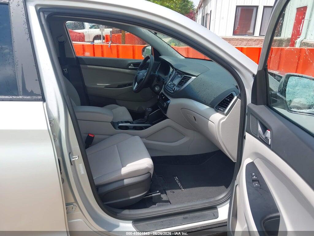 KM8J2CA4XJU655869 2018 HYUNDAI TUCSON photo no. 5