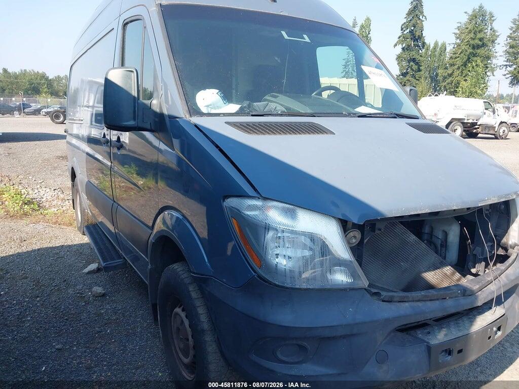 WD3PE7CD3JP640777 2018 MERCEDES-BENZ SPRINTER 2500 photo no. 1