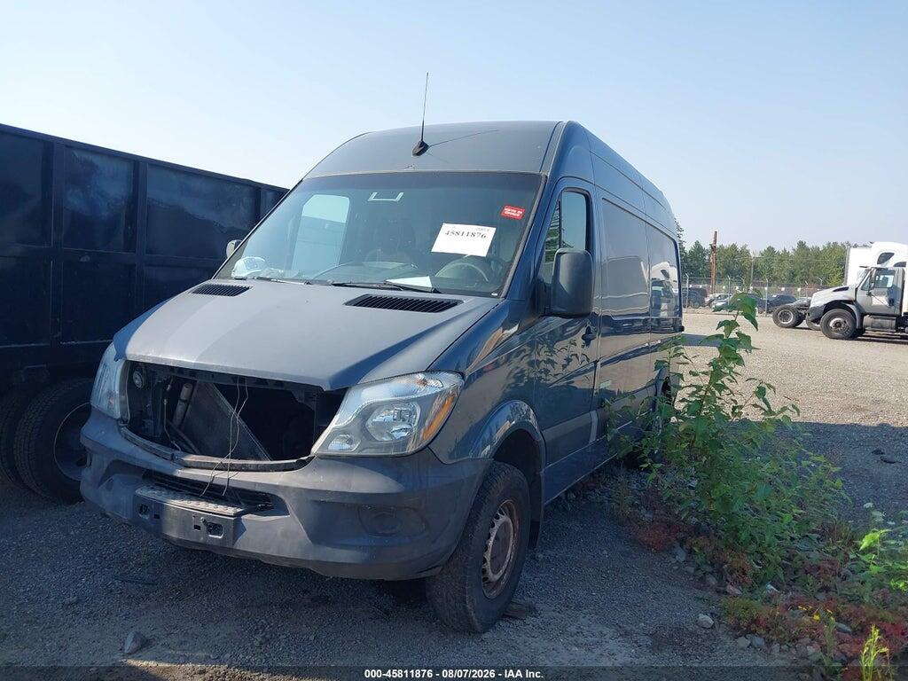 WD3PE7CD3JP640777 2018 MERCEDES-BENZ SPRINTER 2500 photo no. 2