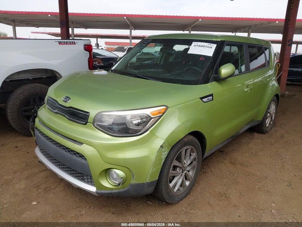 KNDJP3A55J7891424 2018 KIA SOUL photo no. 2