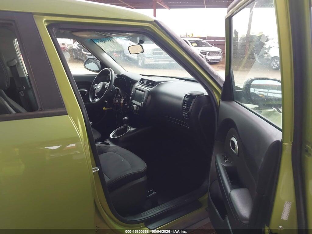 KNDJP3A55J7891424 2018 KIA SOUL photo no. 5