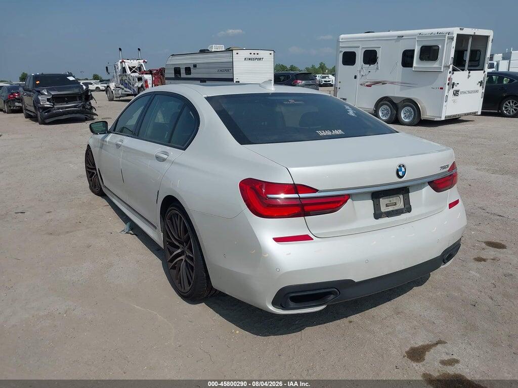 WBA7F0C57JGM23328 2018 BMW 750I photo no. 3