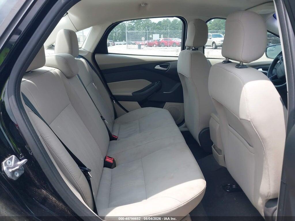 1FADP3F21JL307304 2018 FORD FOCUS photo no. 8