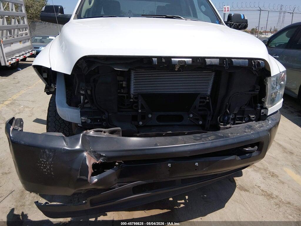 3C6TR5CT2JG315621 2018 RAM 2500 photo no. 6