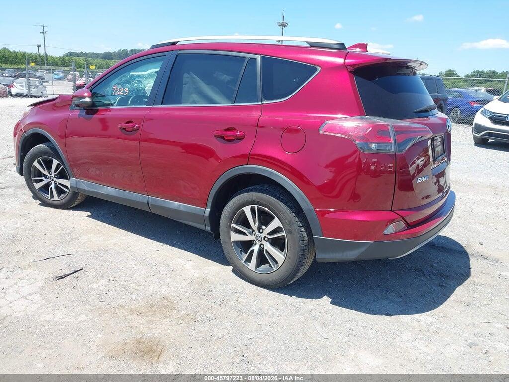 2T3RFREV4JW710997 2018 TOYOTA RAV4 photo no. 3