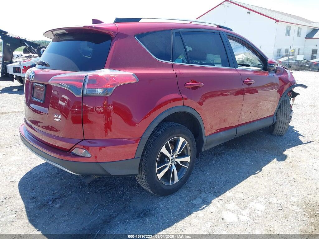 2T3RFREV4JW710997 2018 TOYOTA RAV4 photo no. 4