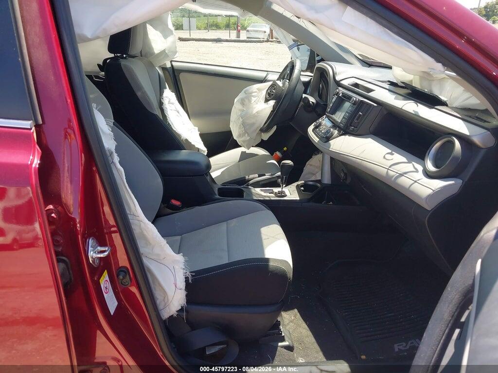 2T3RFREV4JW710997 2018 TOYOTA RAV4 photo no. 5
