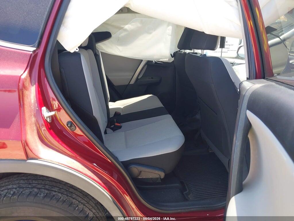 2T3RFREV4JW710997 2018 TOYOTA RAV4 photo no. 8