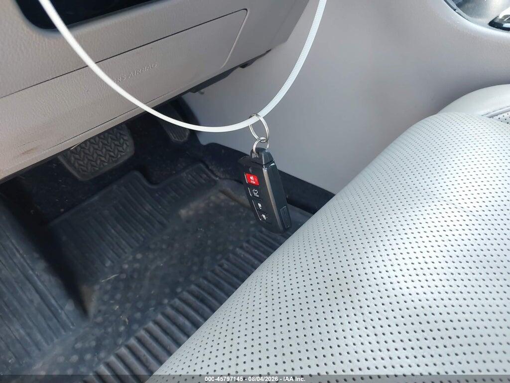 5TDDGRFHXJS047727 2018 TOYOTA HIGHLANDER HYBRID photo no. 11
