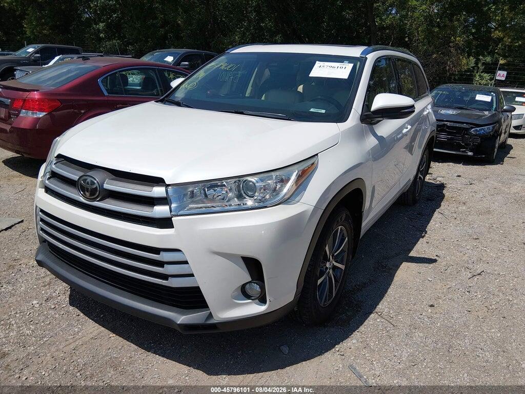 5TDJZRFH0JS858191 2018 TOYOTA HIGHLANDER photo no. 2