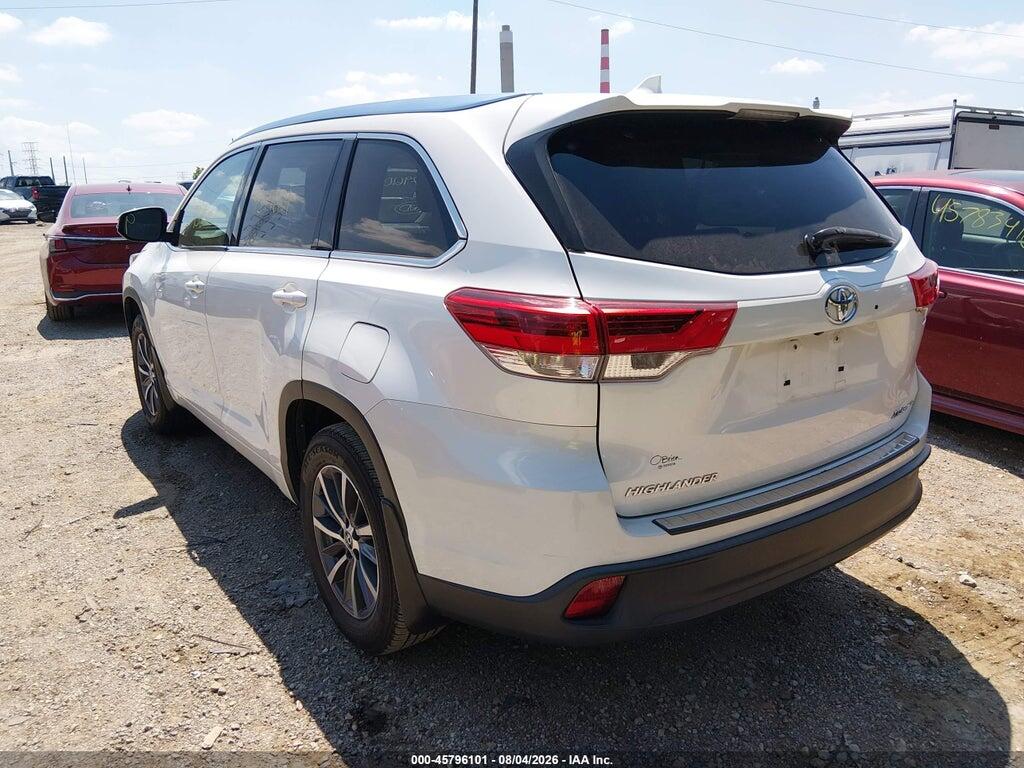 5TDJZRFH0JS858191 2018 TOYOTA HIGHLANDER photo no. 3