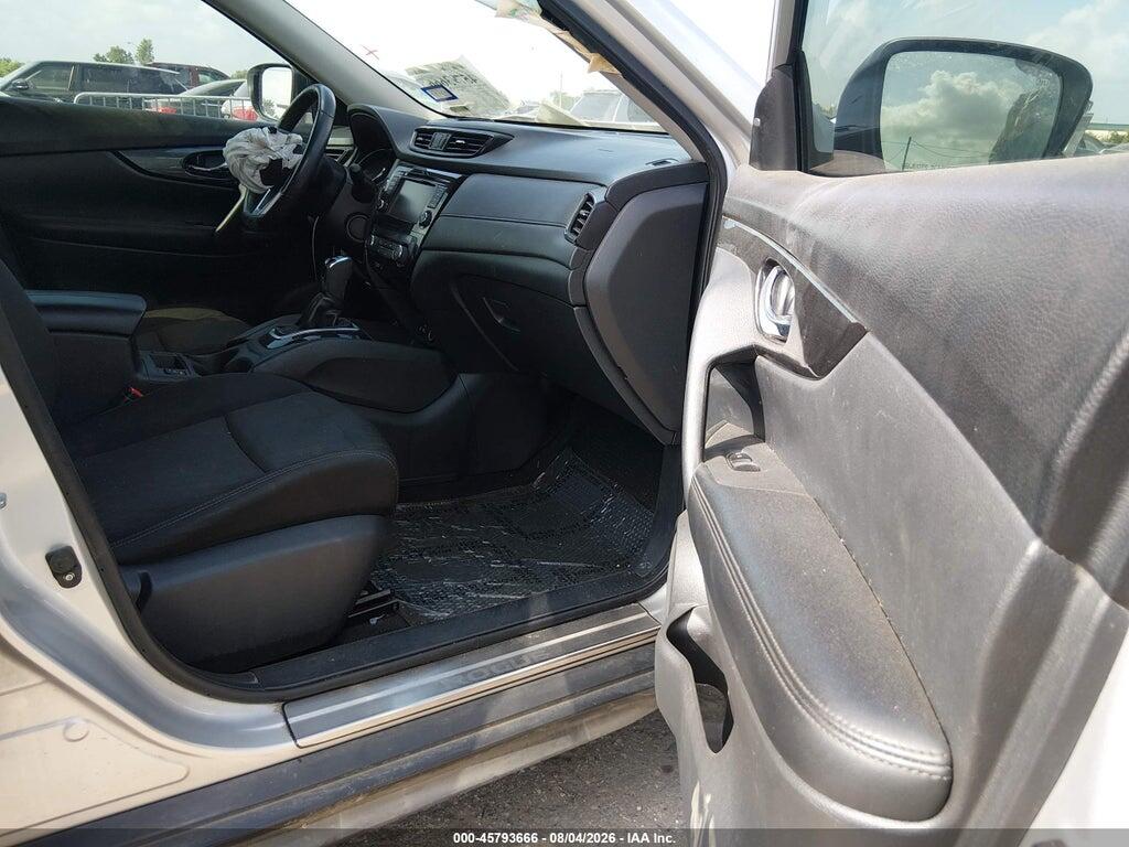 KNMAT2MT3JP570014 2018 NISSAN ROGUE photo no. 5