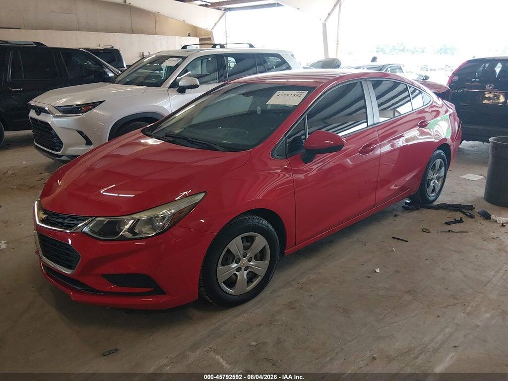 1G1BC5SM0J7169028 2018 CHEVROLET CRUZE photo no. 2
