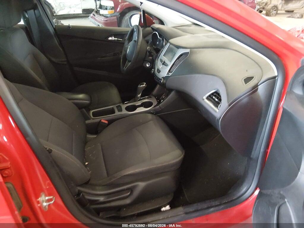 1G1BC5SM0J7169028 2018 CHEVROLET CRUZE photo no. 5
