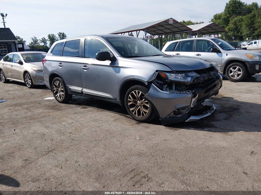 JA4AD2A3XJZ063000 2018 MITSUBISHI OUTLANDER photo no. 1