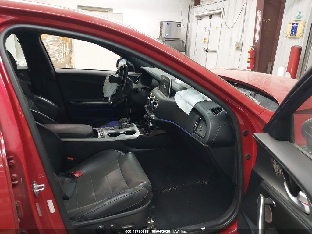 KNAE55LC9J6019944 2018 KIA STINGER photo no. 5