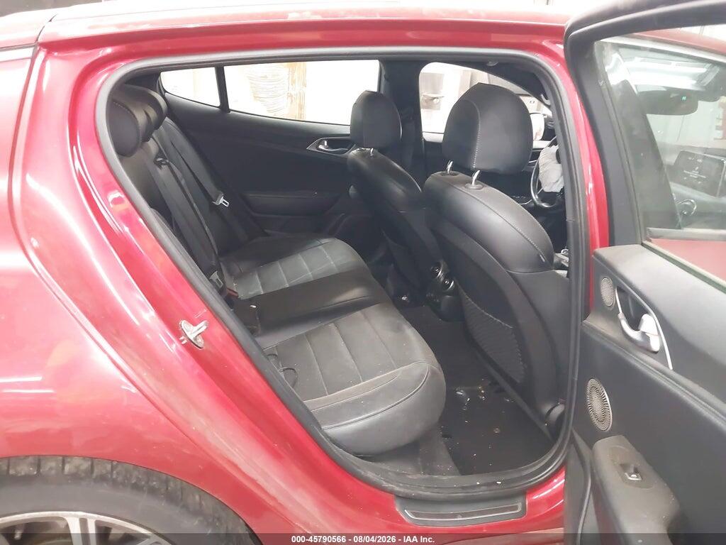 KNAE55LC9J6019944 2018 KIA STINGER photo no. 8