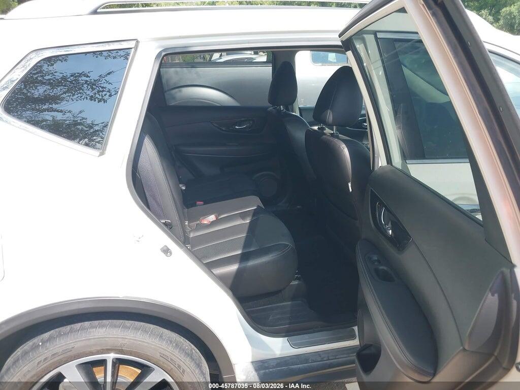 JN8AT2MT3JW490643 2018 NISSAN ROGUE photo no. 8