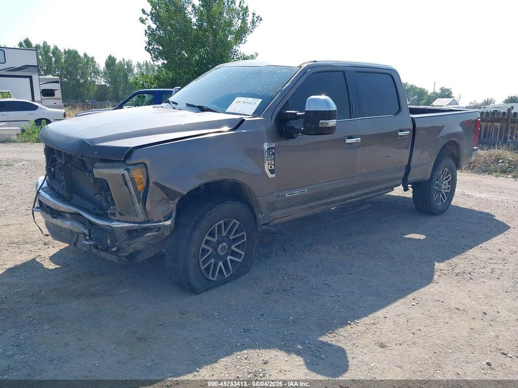 1FT7W2BT5JEB64977 2018 FORD F-250 photo no. 2