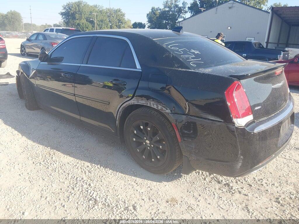 2C3CCARG3JH165746 2018 CHRYSLER 300 photo no. 6