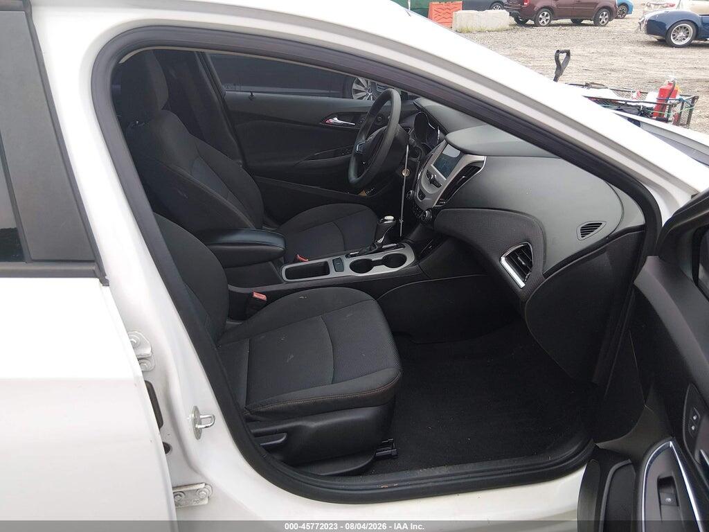 1G1BC5SM2J7189488 2018 CHEVROLET CRUZE photo no. 5