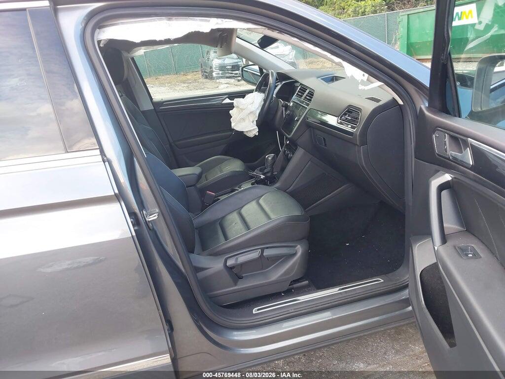 3VV5B7AX0JM172887 2018 VOLKSWAGEN TIGUAN photo no. 5