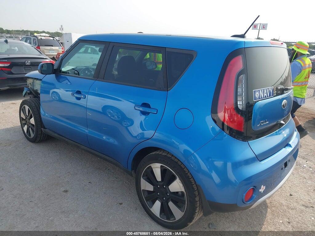 KNDJP3A58J7589156 2018 KIA SOUL photo no. 3