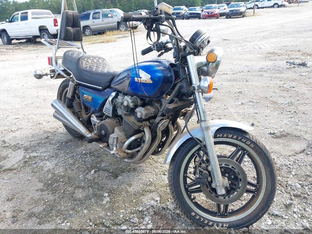 1HFSC040XCA212418 1982 HONDA CB900 photo no. 6