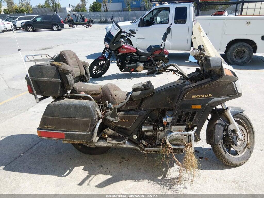 1HFSC1452EA021273 1984 HONDA GL1200 photo no. 12