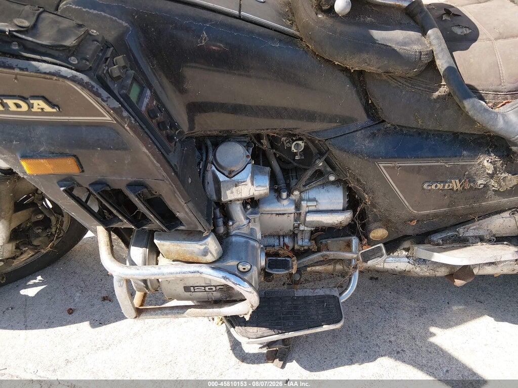 1HFSC1452EA021273 1984 HONDA GL1200 photo no. 9