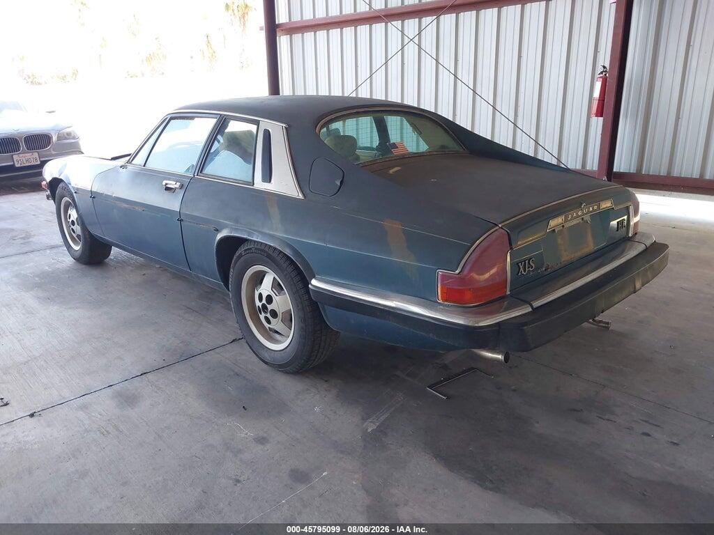 SAJNV5846FC121880 1985 JAGUAR XJS photo no. 3