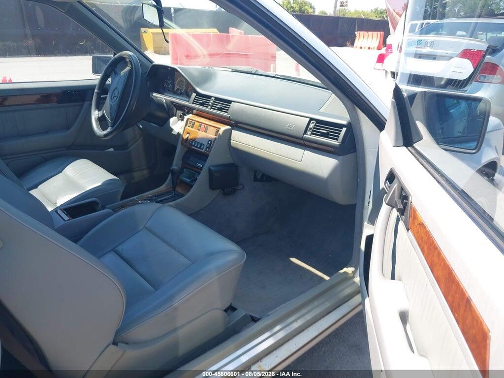 WDBEA52E4RC034817 1994 MERCEDES-BENZ E photo no. 5