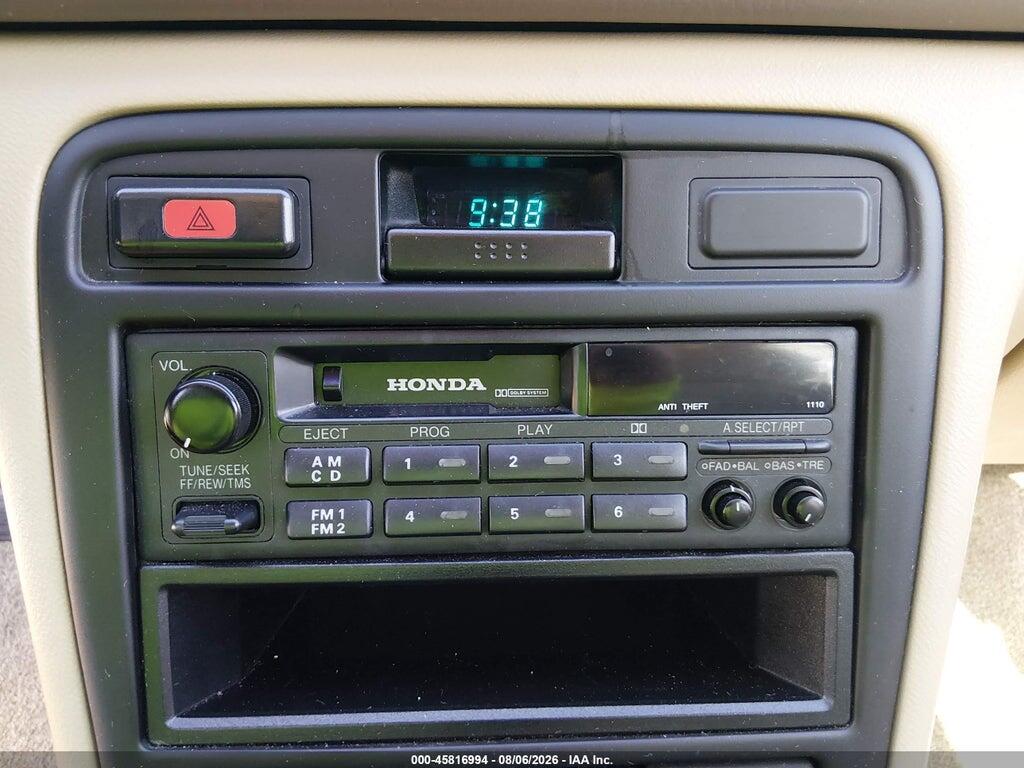1HGCE1897SA001023 1995 HONDA ACCORD photo no. 12