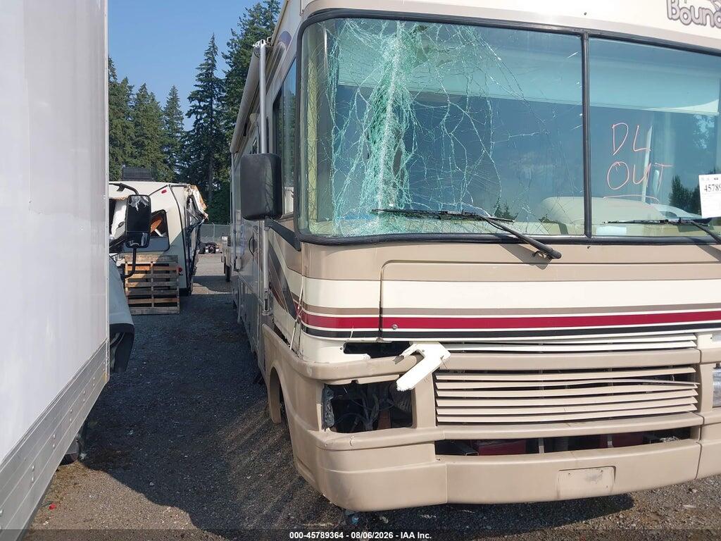 1996 CHEVROLET P30 1GBLP37J9T3314505