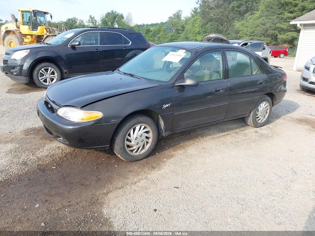 1FAFP13P0WW276419 1998 FORD ESCORT photo no. 2