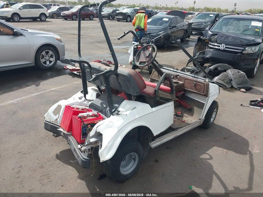 000000A0012877323 2000 CLUB CAR INC GOLF CART photo no. 4