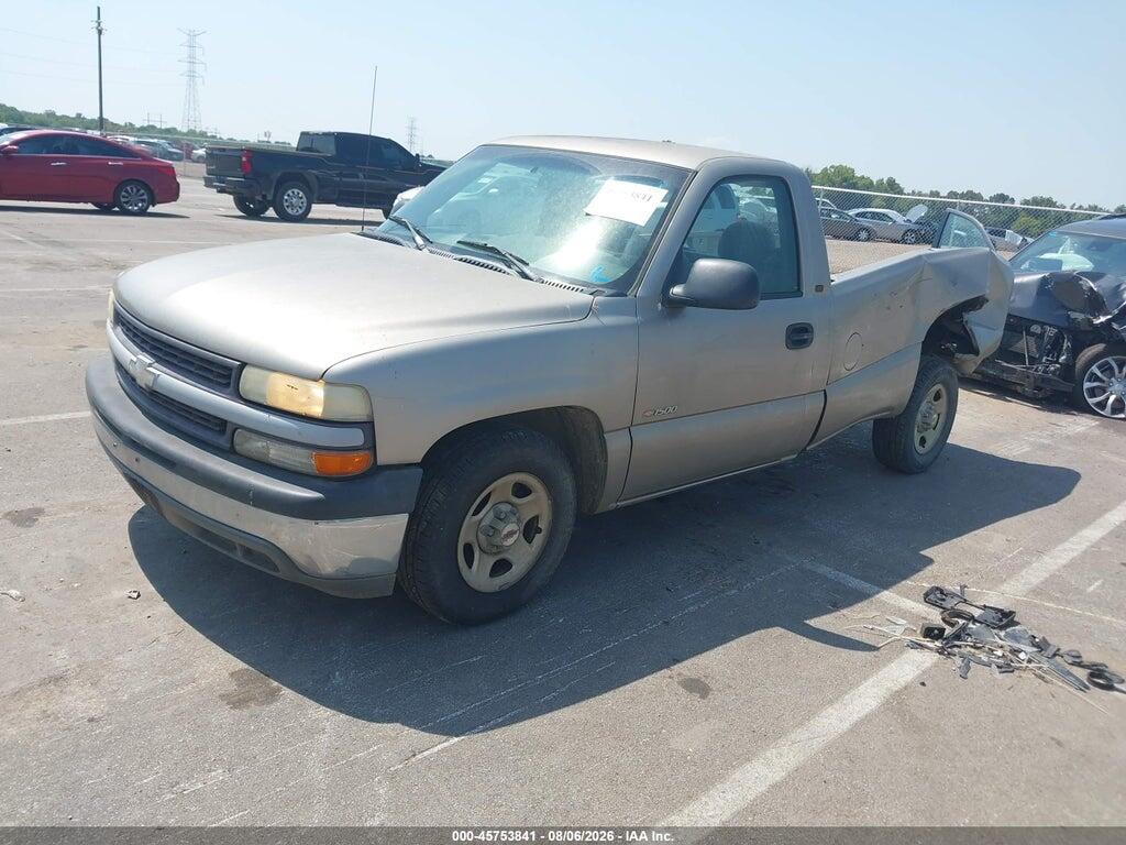 1GCEC14V4YE171292 2000 CHEVROLET SILVERADO 1500 photo no. 2