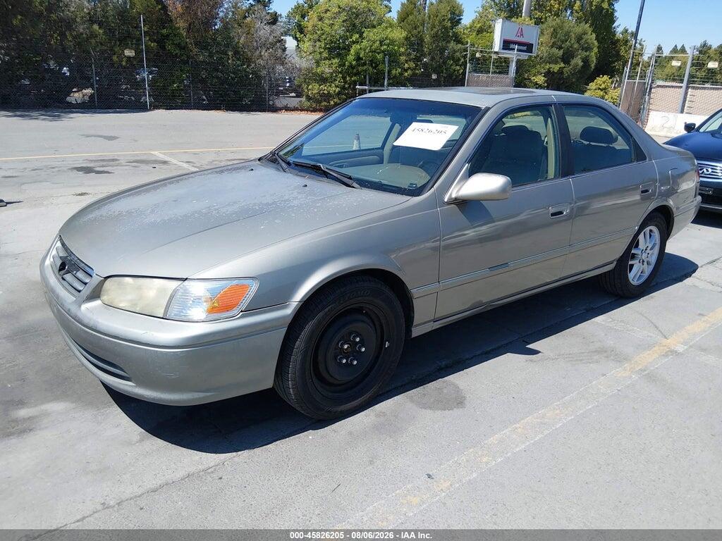JT2BF28K710307992 2001 TOYOTA CAMRY photo no. 2