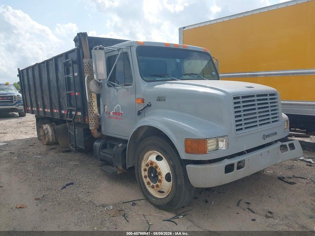 2001 INTERNATIONAL 4000 1HTSCAAL41H386779