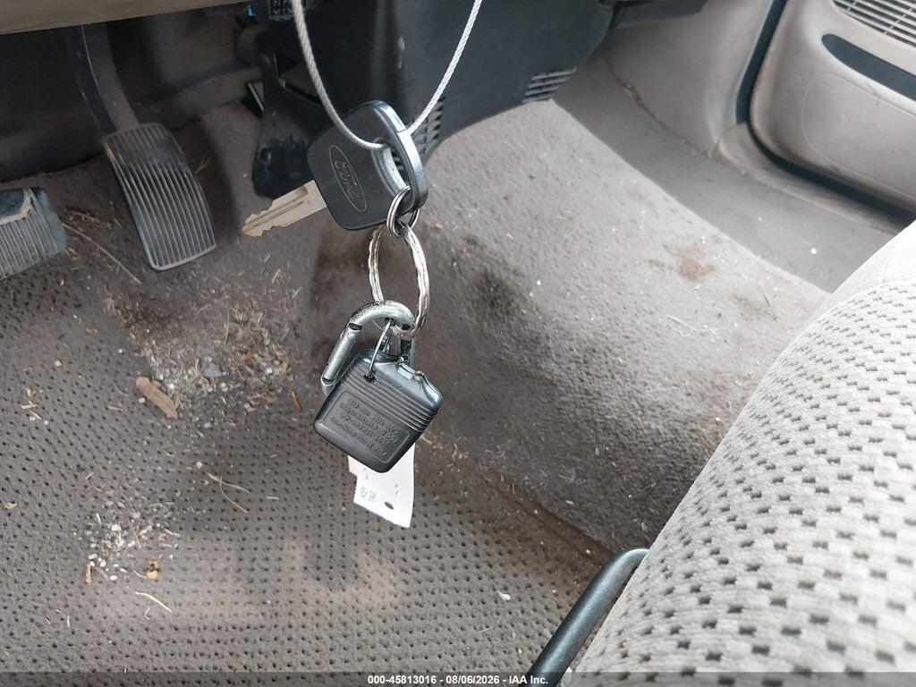 1FTRX17W02NC07996 2002 FORD F-150 photo no. 11