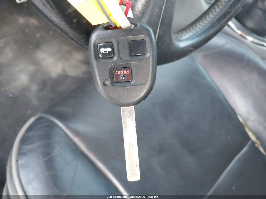 JTHBD192820052680 2002 LEXUS IS 300 photo no. 11