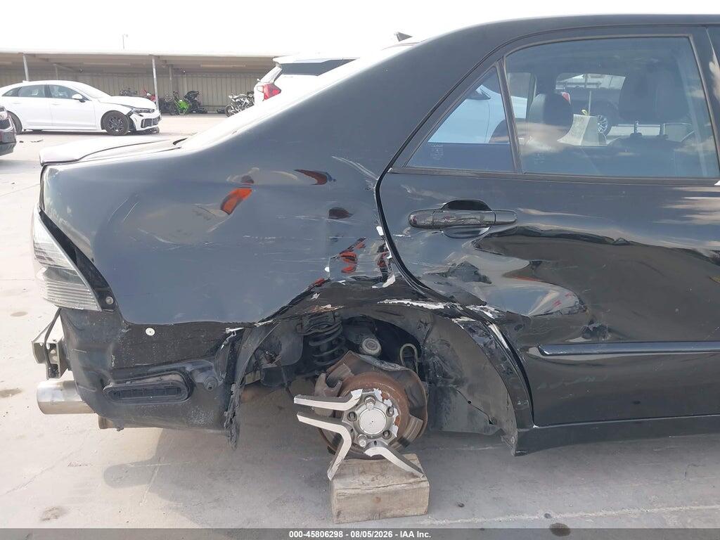 JTHBD192820052680 2002 LEXUS IS 300 photo no. 6