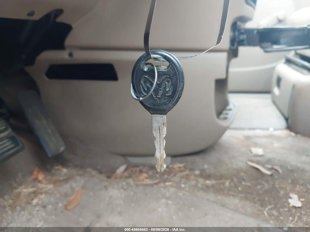 1B4GP25392B739316 2002 DODGE CARAVAN photo no. 11