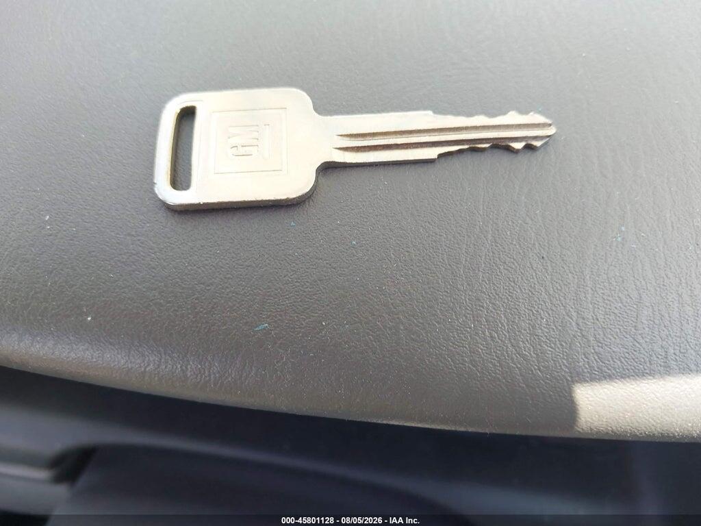 2CNBJ634726944472 2002 CHEVROLET TRACKER photo no. 11