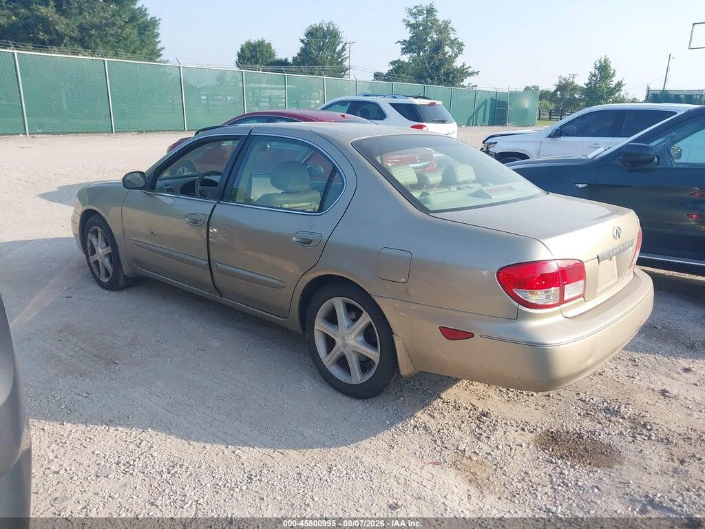 JNKDA31A32T005880 2002 INFINITI I35 photo no. 3