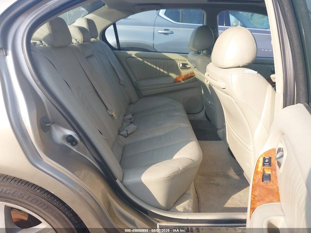 JNKDA31A32T005880 2002 INFINITI I35 photo no. 8