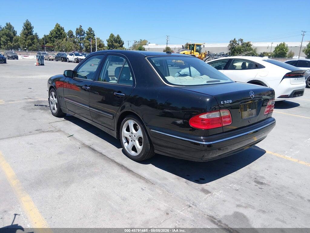 WDBJF65J92B492220 2002 MERCEDES-BENZ E 320 photo no. 3