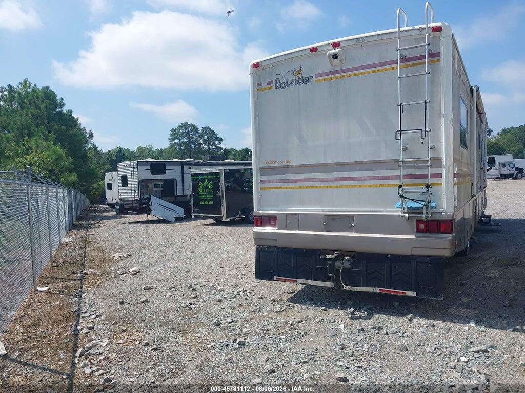 5B4MP67G323349633 2002 WORKHORSE CUSTOM CHASSIS MOTORHOME CHASSIS photo no. 4