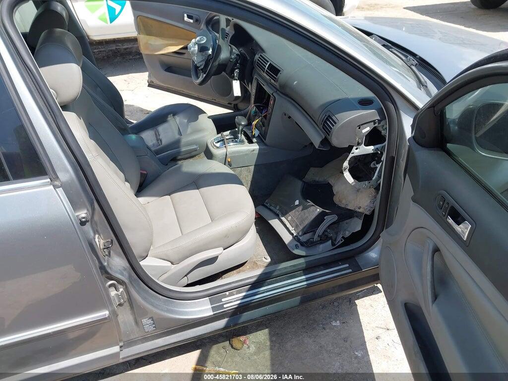 WVWMD63B94P251845 2004 VOLKSWAGEN PASSAT photo no. 5